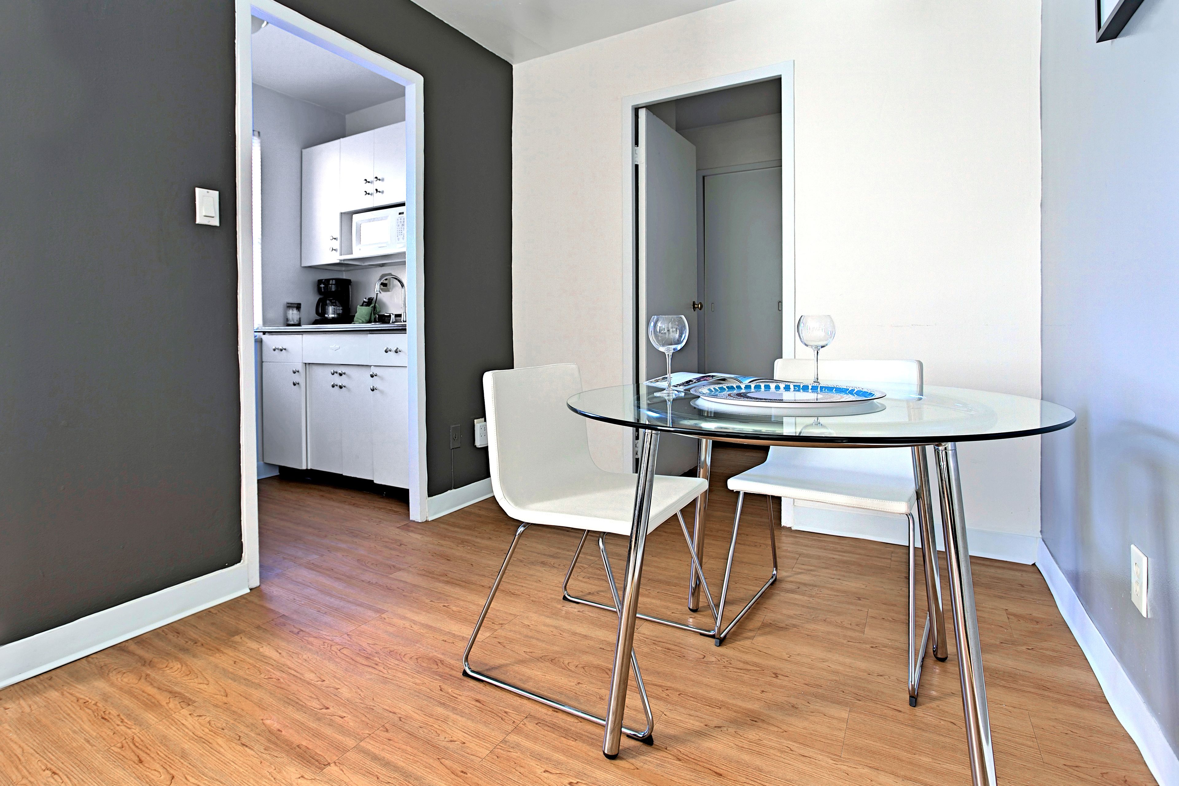 開放式套房 | 房內用餐