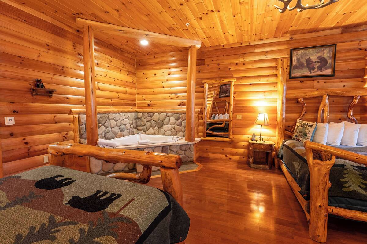 suite, 2 queen beds, accessible, jetted tub | premium bedding, laptop workspace, blackout curtains, iron/ironing board