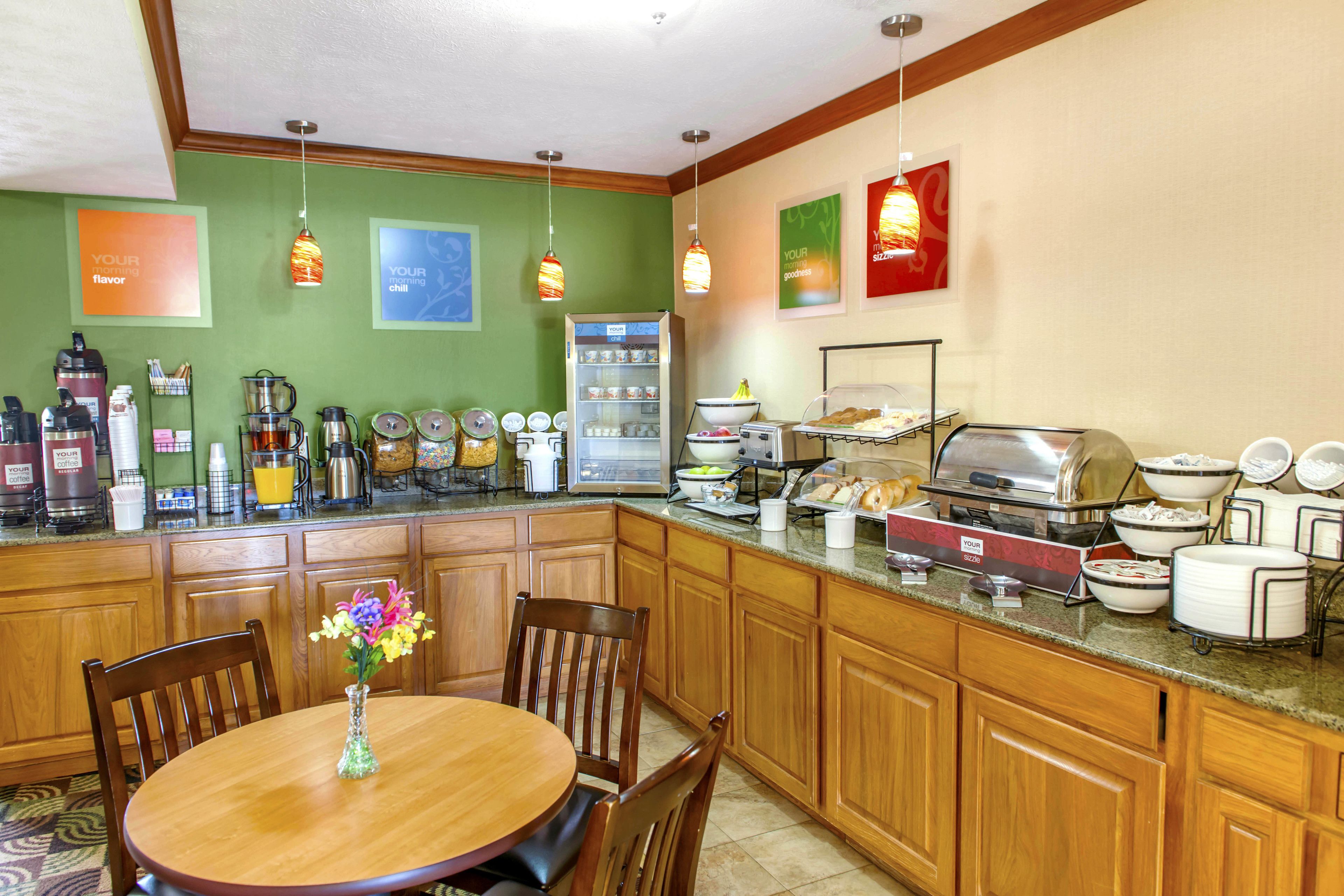 Free daily buffet breakfast 