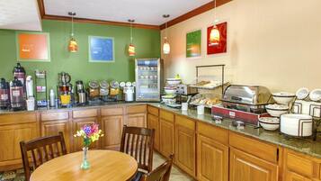 Free daily buffet breakfast