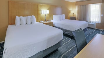 Surmatelas, coffres-forts dans les chambres, bureau