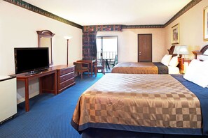 Iron/ironing board, free WiFi, bed sheets