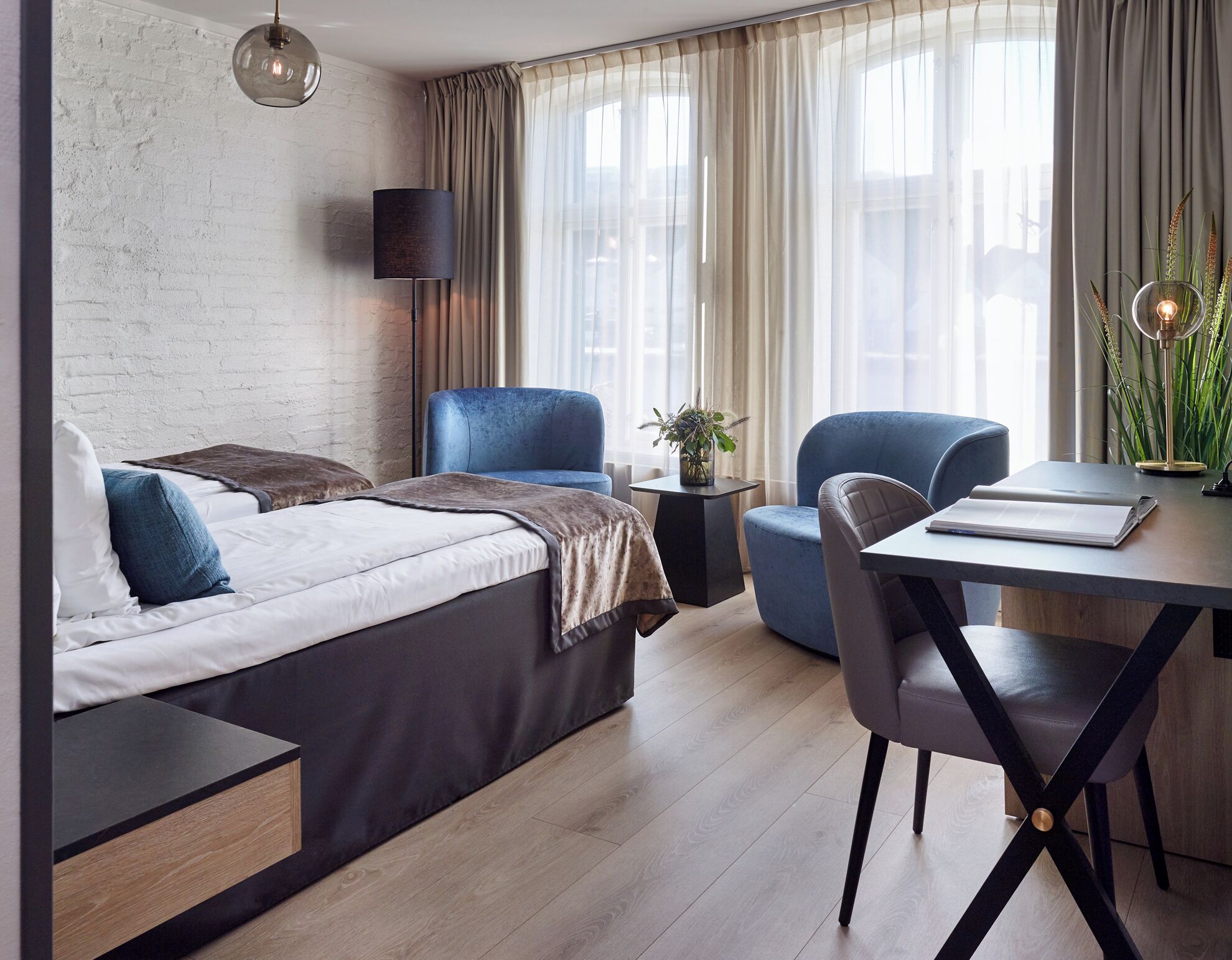 superior room, 1 double bed | in-room safe, desk, laptop workspace, iron/ironing board