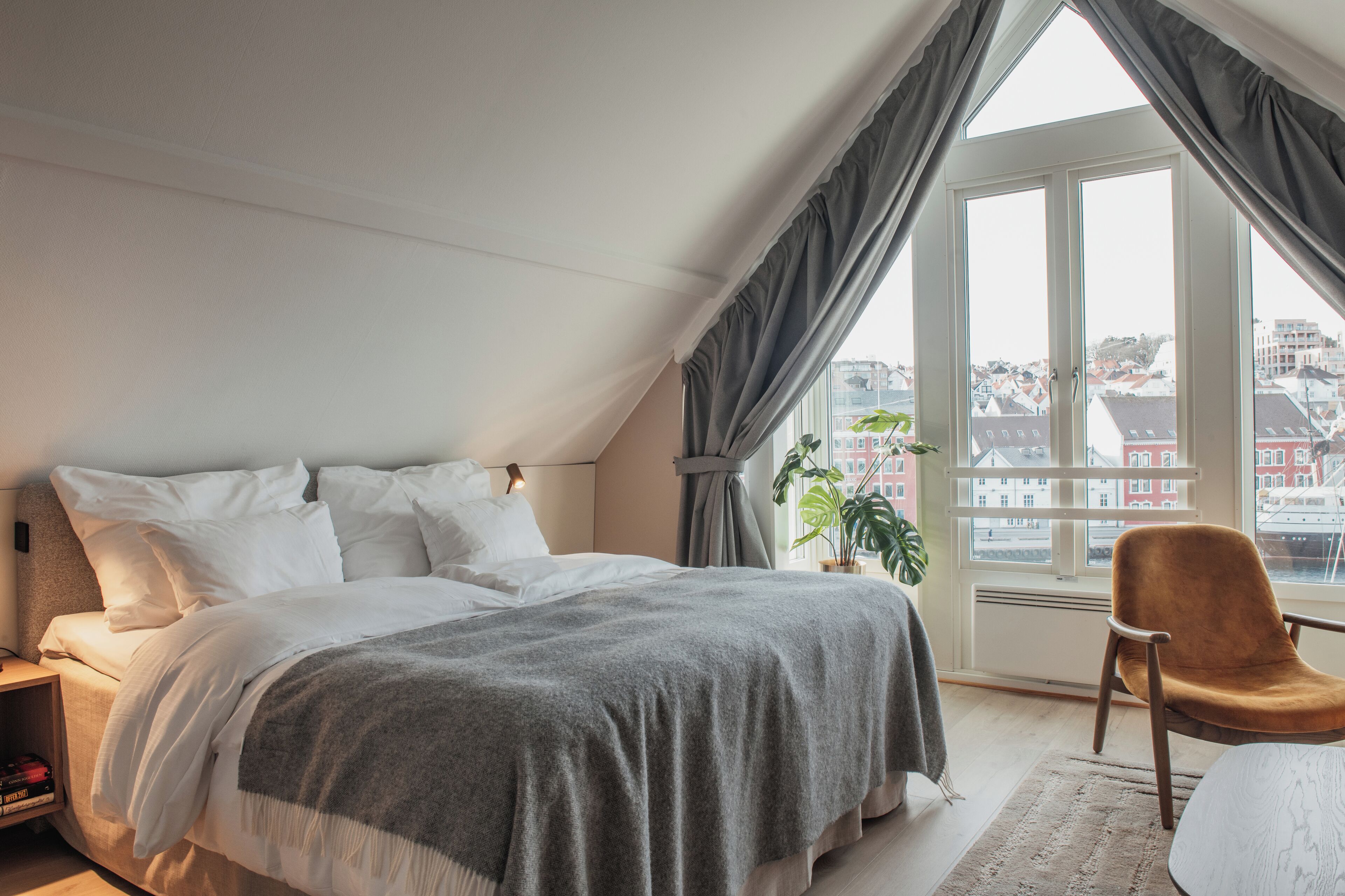 Habitación Deluxe | Caja fuerte, escritorio, espacio para trabajar con un portátil
