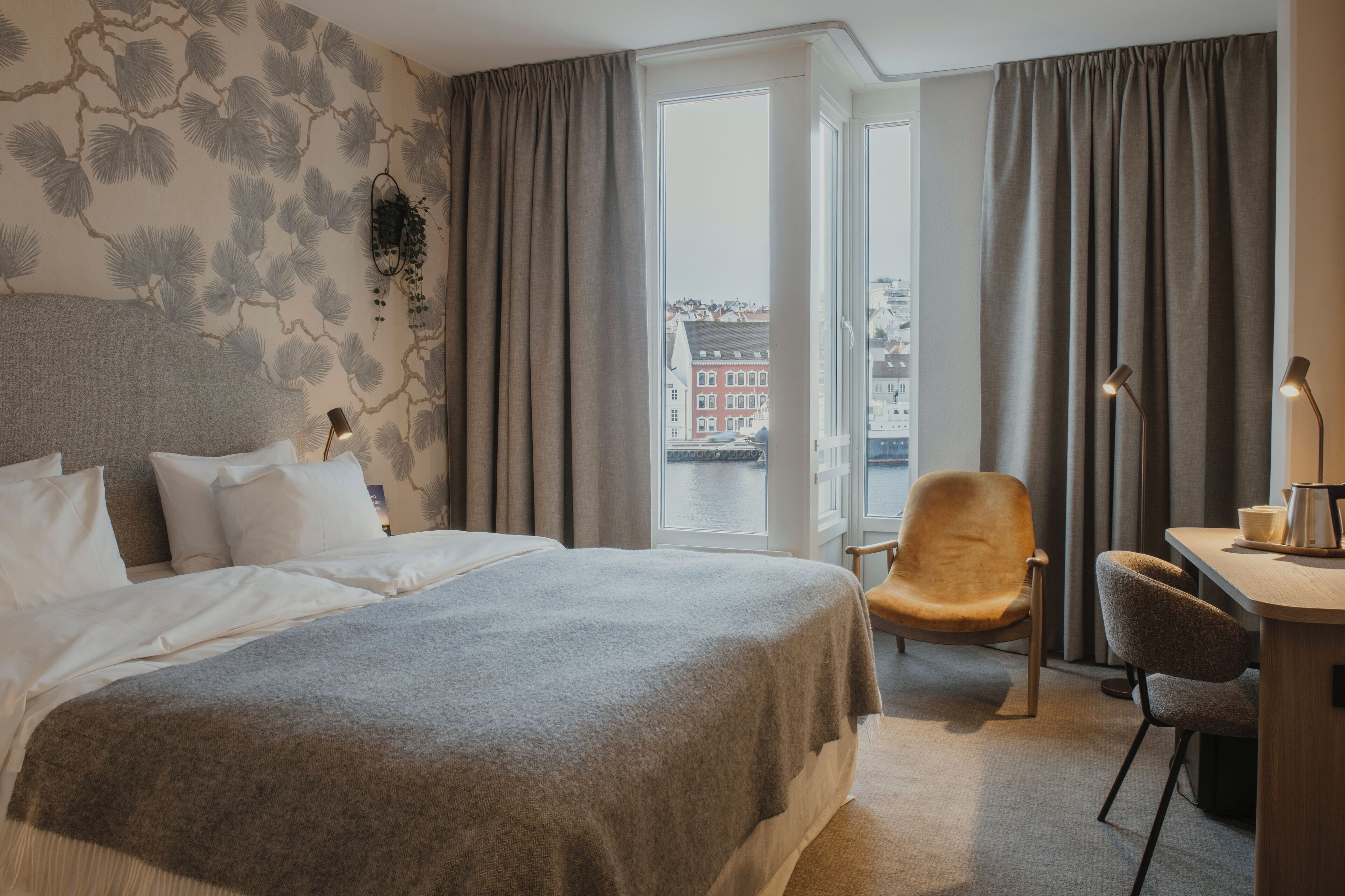 Standard Room, 1 Double Bed (Sea/Garden View) | In-room safe, desk, laptop workspace, iron/ironing board