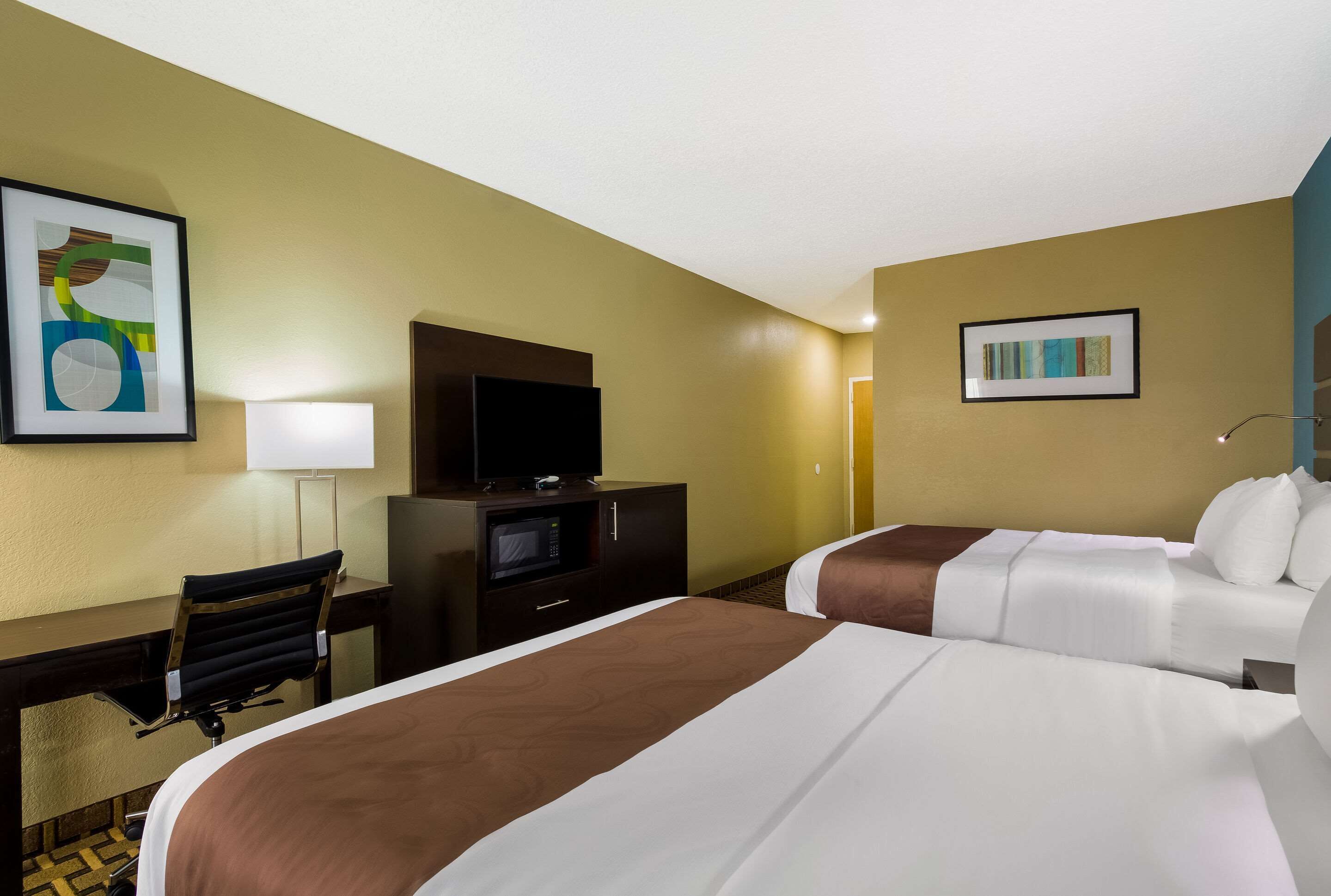 Photo - Quality Inn Houston East I-10