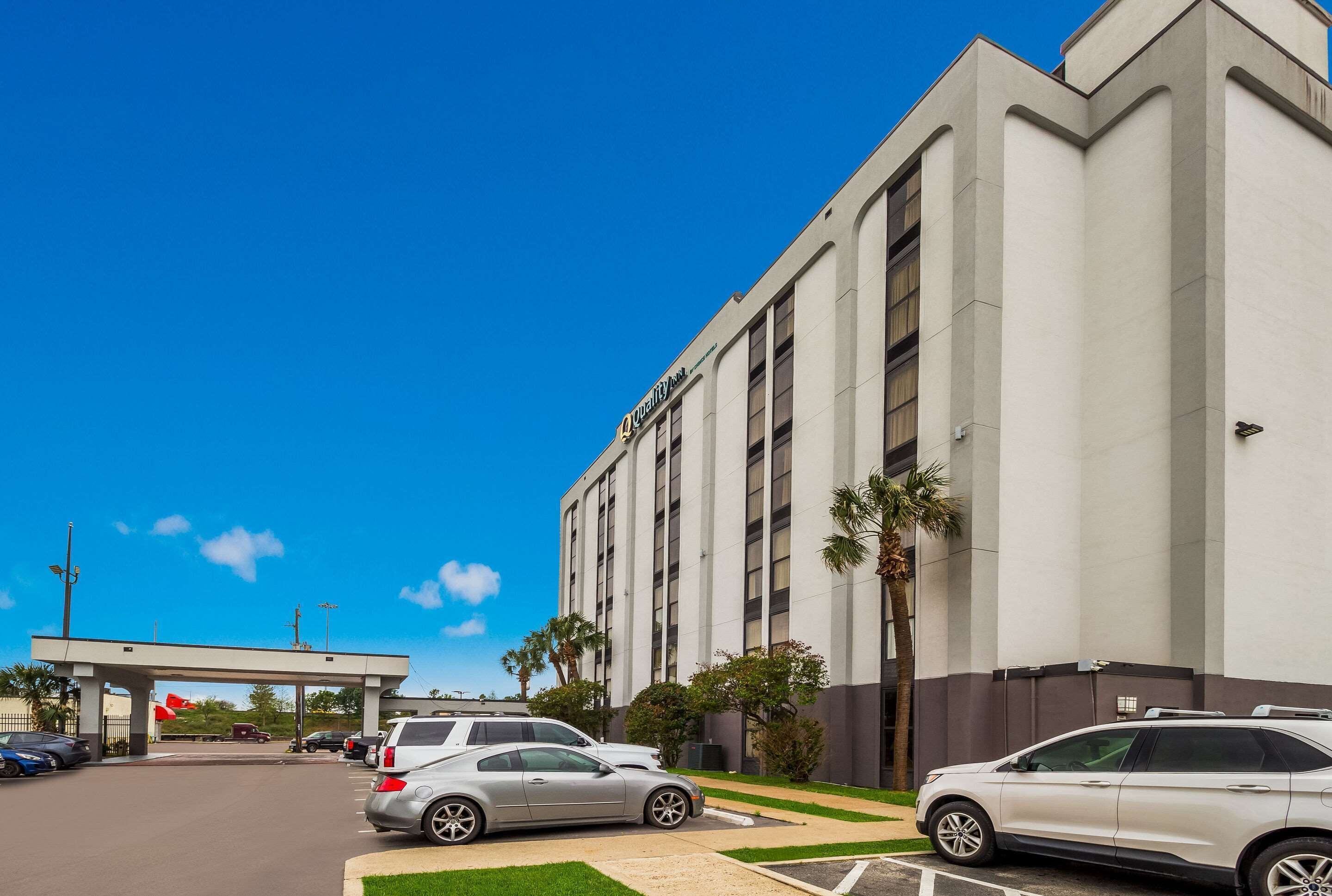 Photo - Quality Inn Houston East I-10