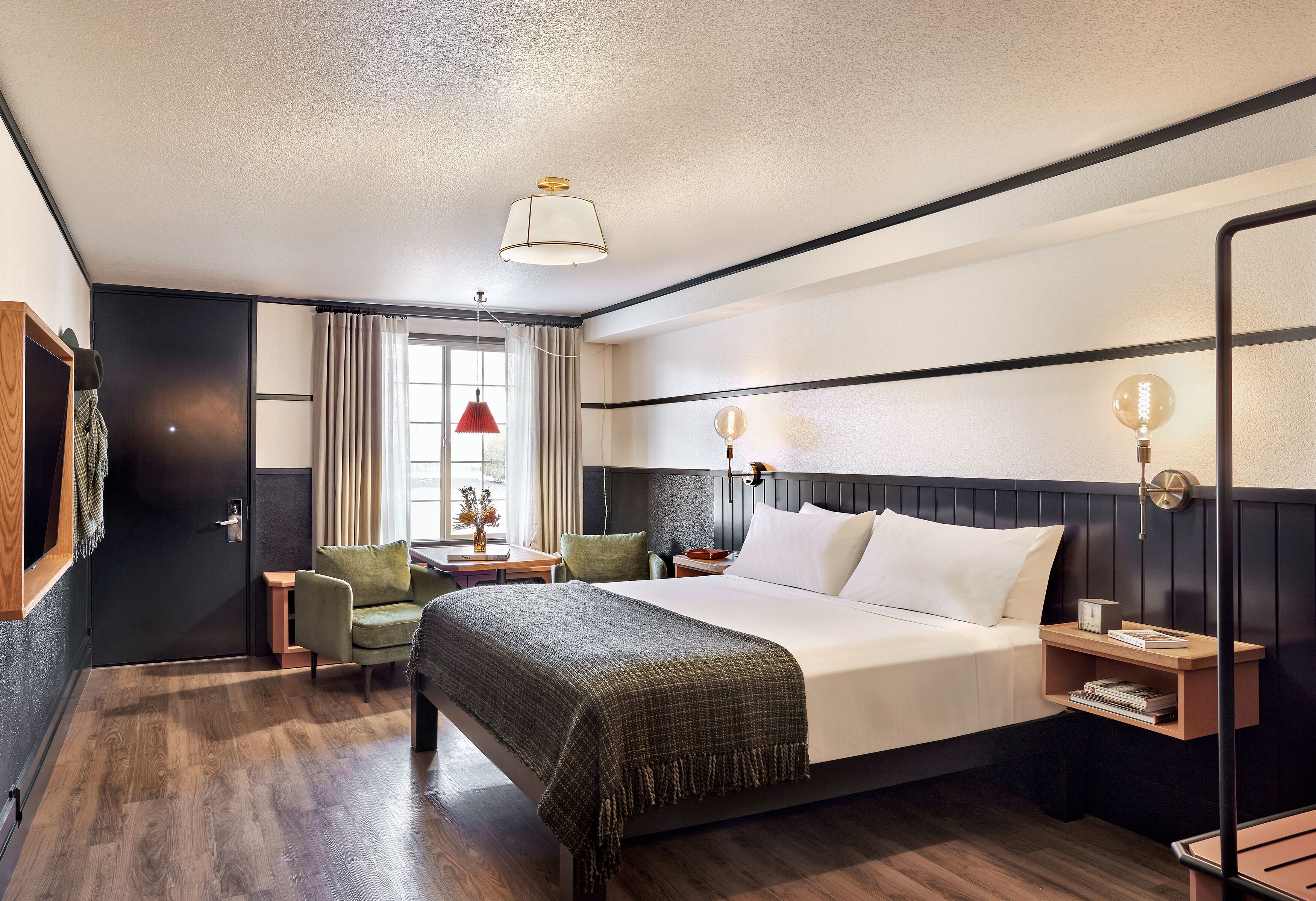 Hochwertige Bettwaren, Pillowtop-Betten, Minibar