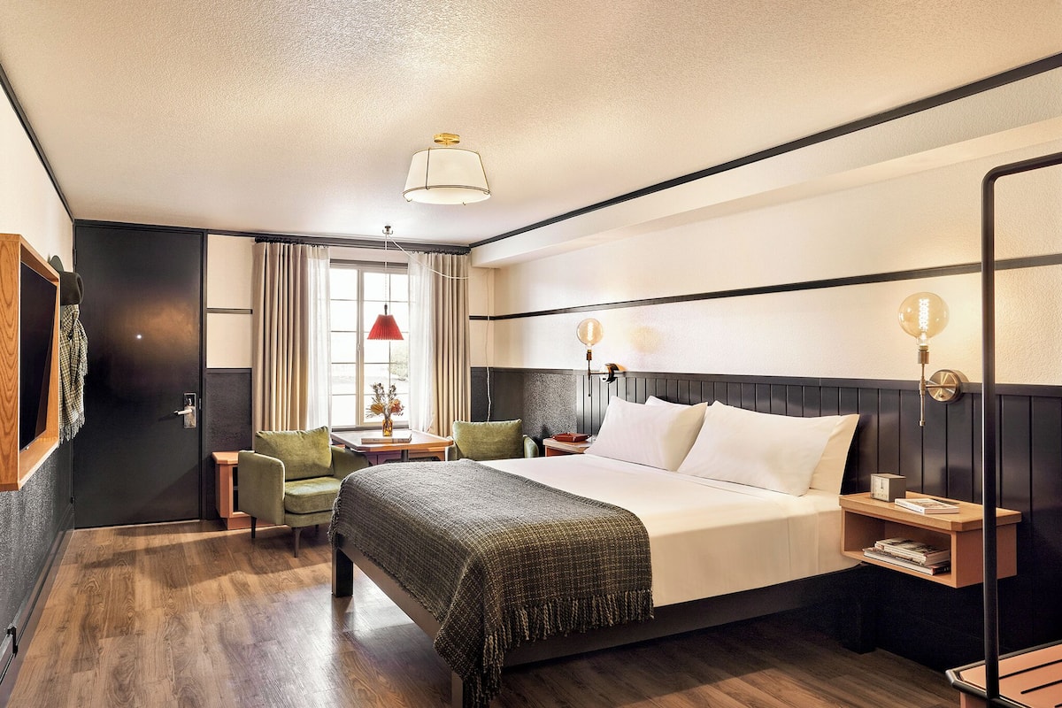 Ropa de cama de alta calidad, camas con pillow-top y minibar
