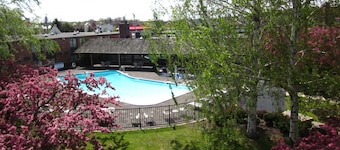 Fireside Inn & Suites Portland