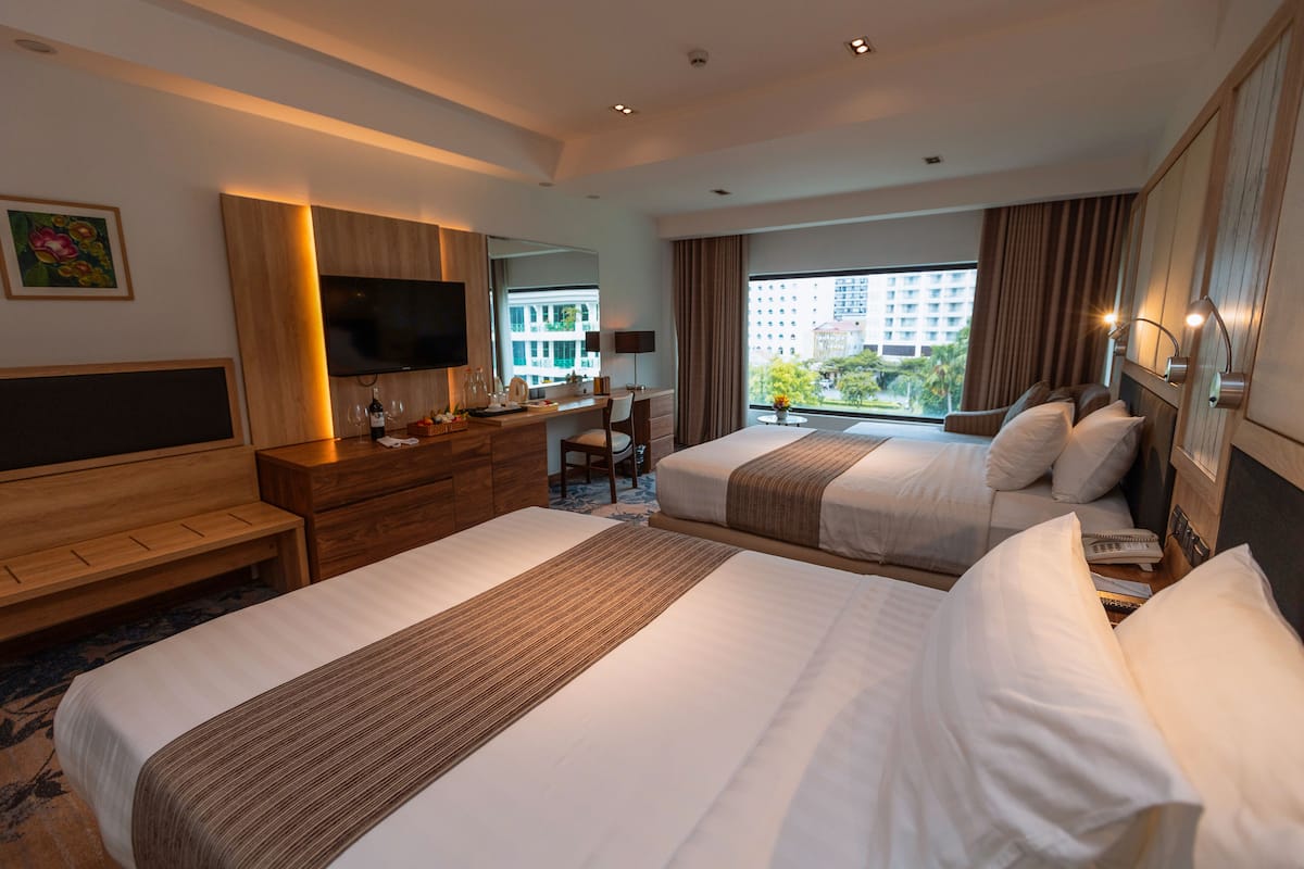 Minibar, in-room safe, desk, blackout curtains