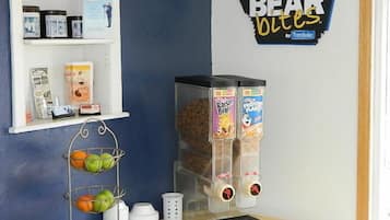 Free daily breakfast