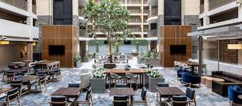 Embassy Suites by Hilton Minneapolis Bloomington Edina