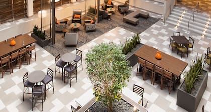 Embassy Suites by Hilton Bloomington/Minneapolis