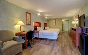 Presidential Room with 2 Queen Beds Pet-Friendly