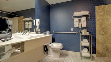 Artículos de tocador ecológicos, secador de pelo, toallas, jabón