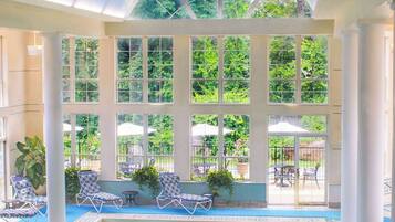 Indoor pool, seasonal outdoor pool, sun loungers