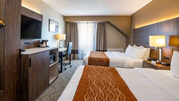 أغطية فراش متميزة ومكتب وستائر تعتيم ومكواة/لوح كي