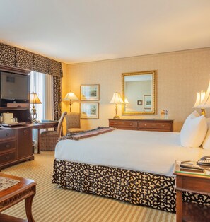 Egyptian cotton sheets, premium bedding, down duvets, in-room safe