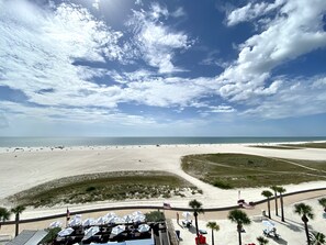 Uitzicht op strand/zee