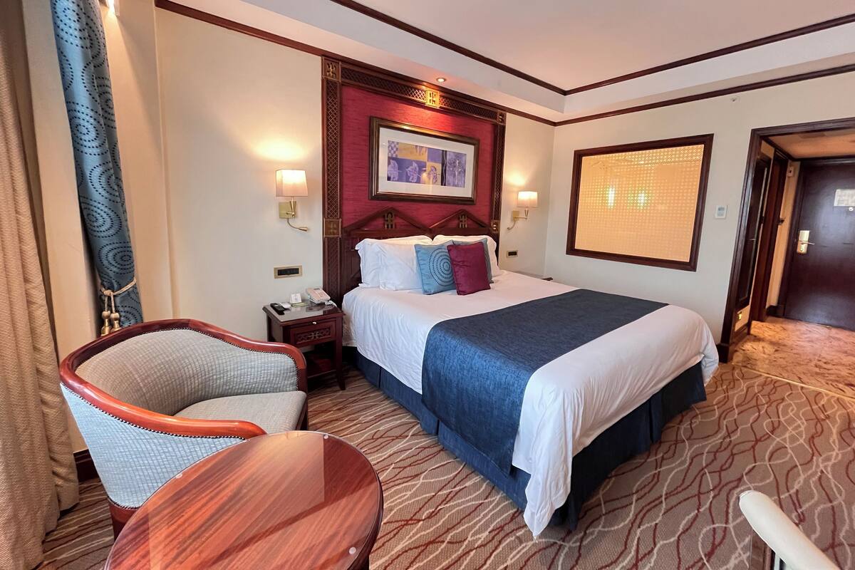 Phòng Premium | Minibar, két bảo mật tại phòng, bàn, phòng cách âm 