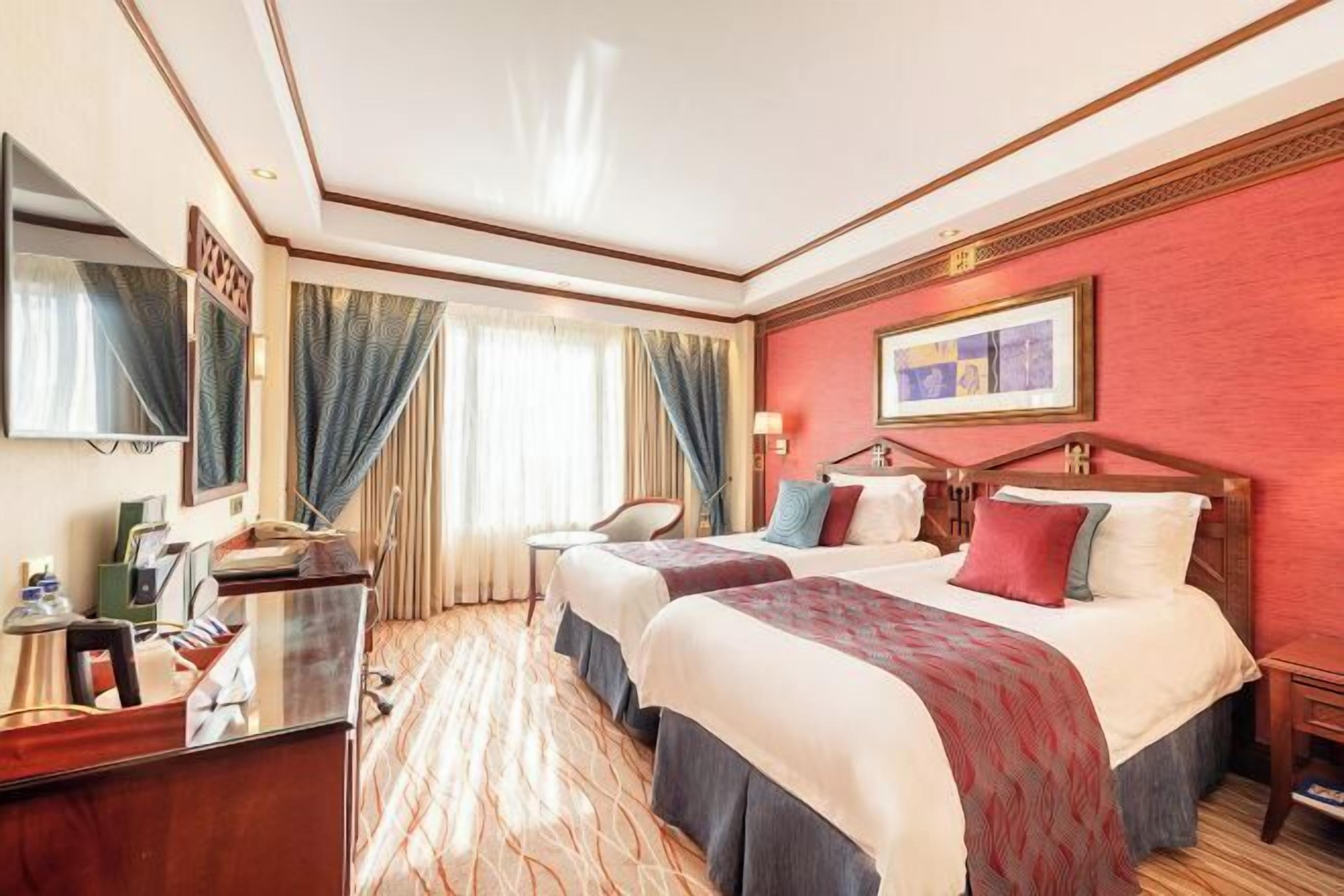 Minibar, in-room safe, individually furnished, desk