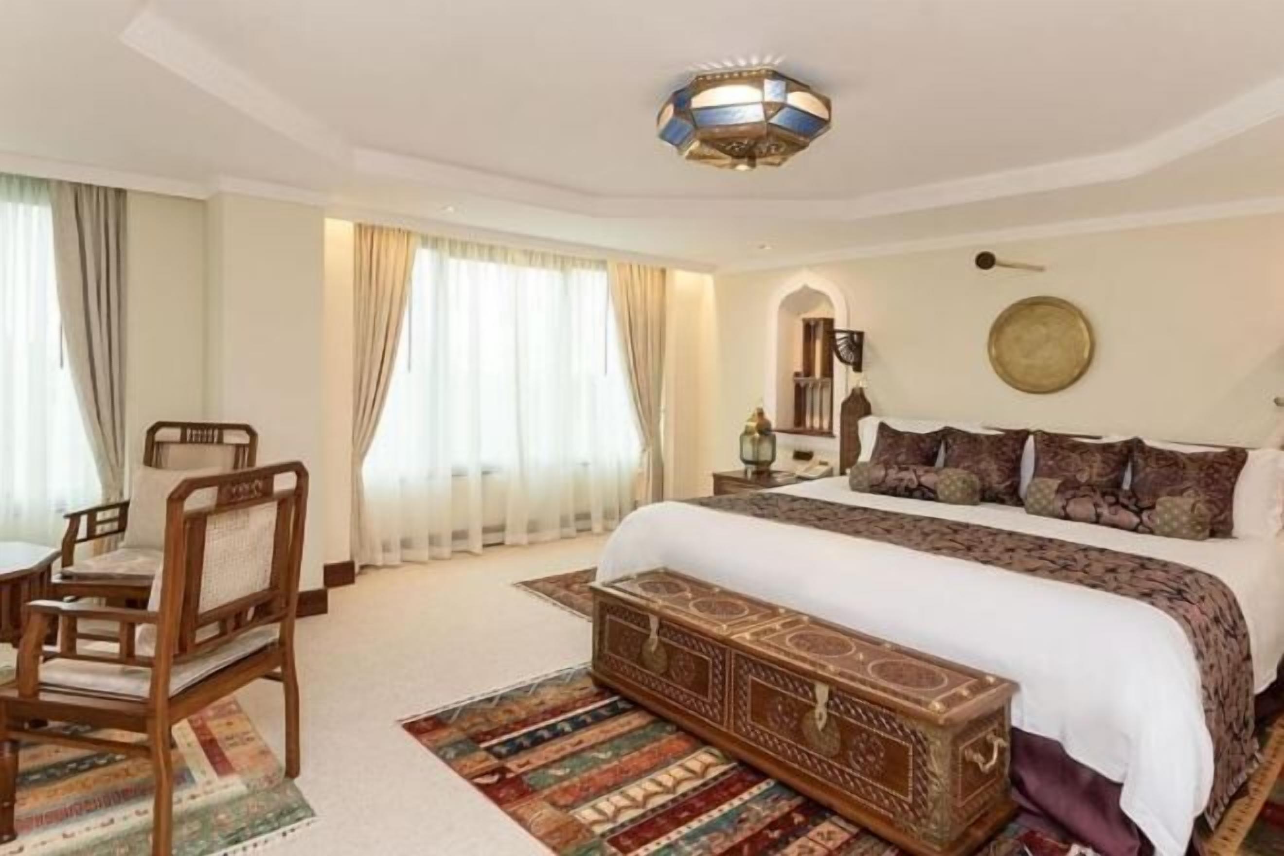 Minibar, in-room safe, individually furnished, desk