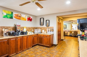 Free daily continental breakfast