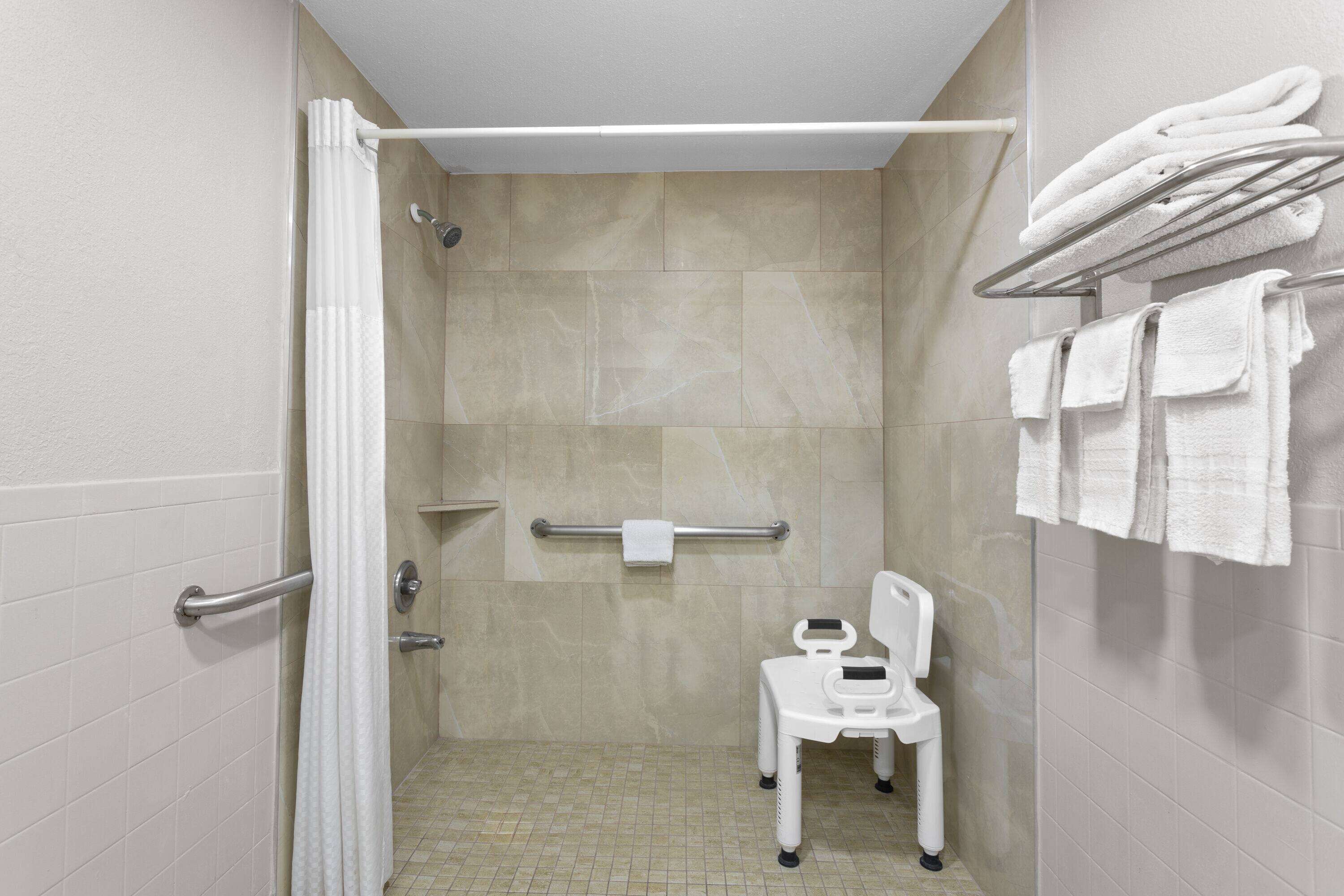 Foto - Days Inn by Wyndham St. Petersburg Central