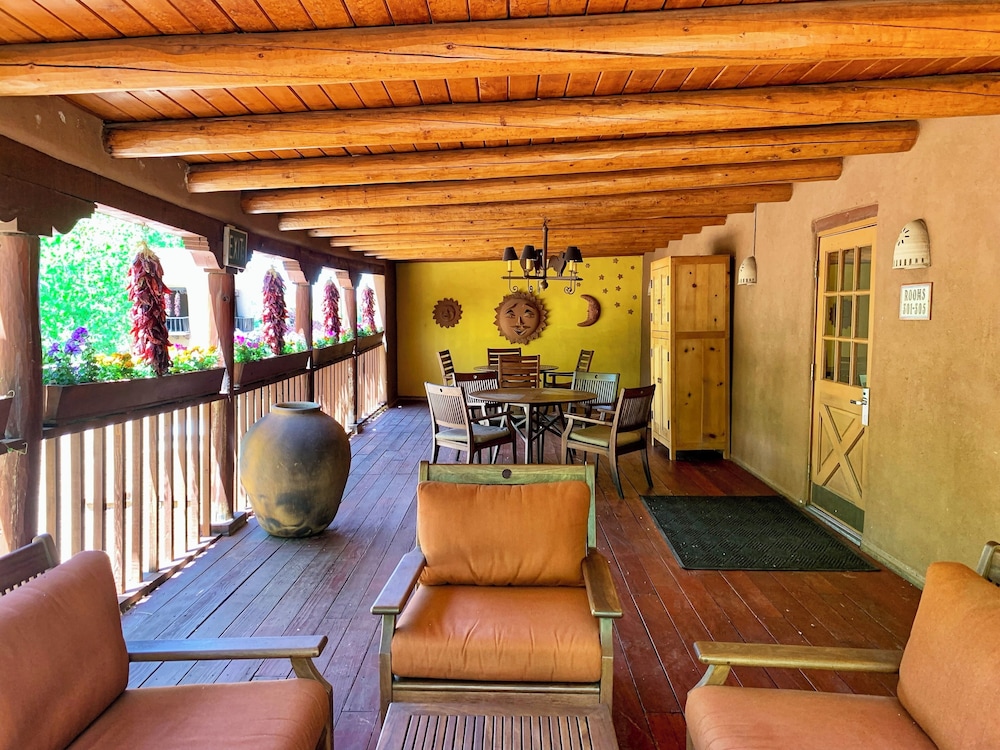 Inn on the Alameda by null