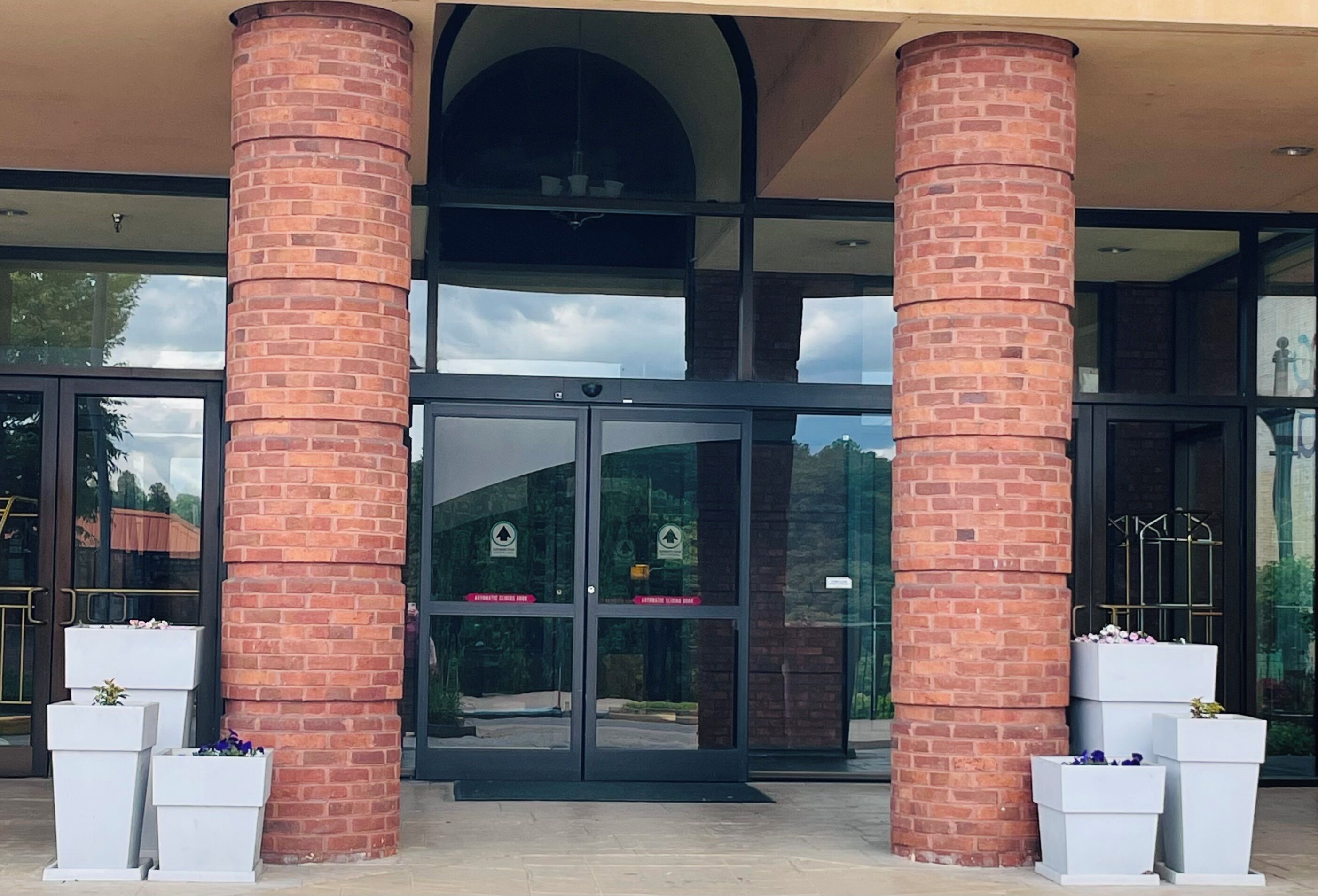 Entrada de la propiedad