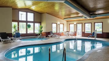Indendørs pool