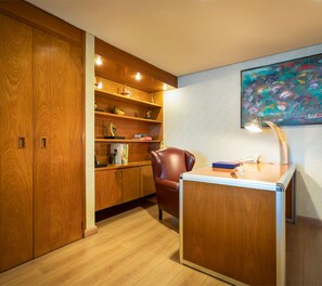 Suite presidencial, 1 cama de matrimonio grande | Servicio de la habitación