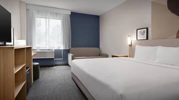 39-inch LCD TV with cable channels, TV