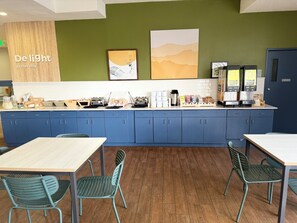 Free daily continental breakfast