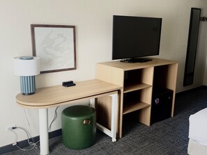 Premium bedding, pillowtop beds, individually furnished, desk