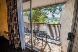 View from room - Los Gatos Lodge (Los Gatos)