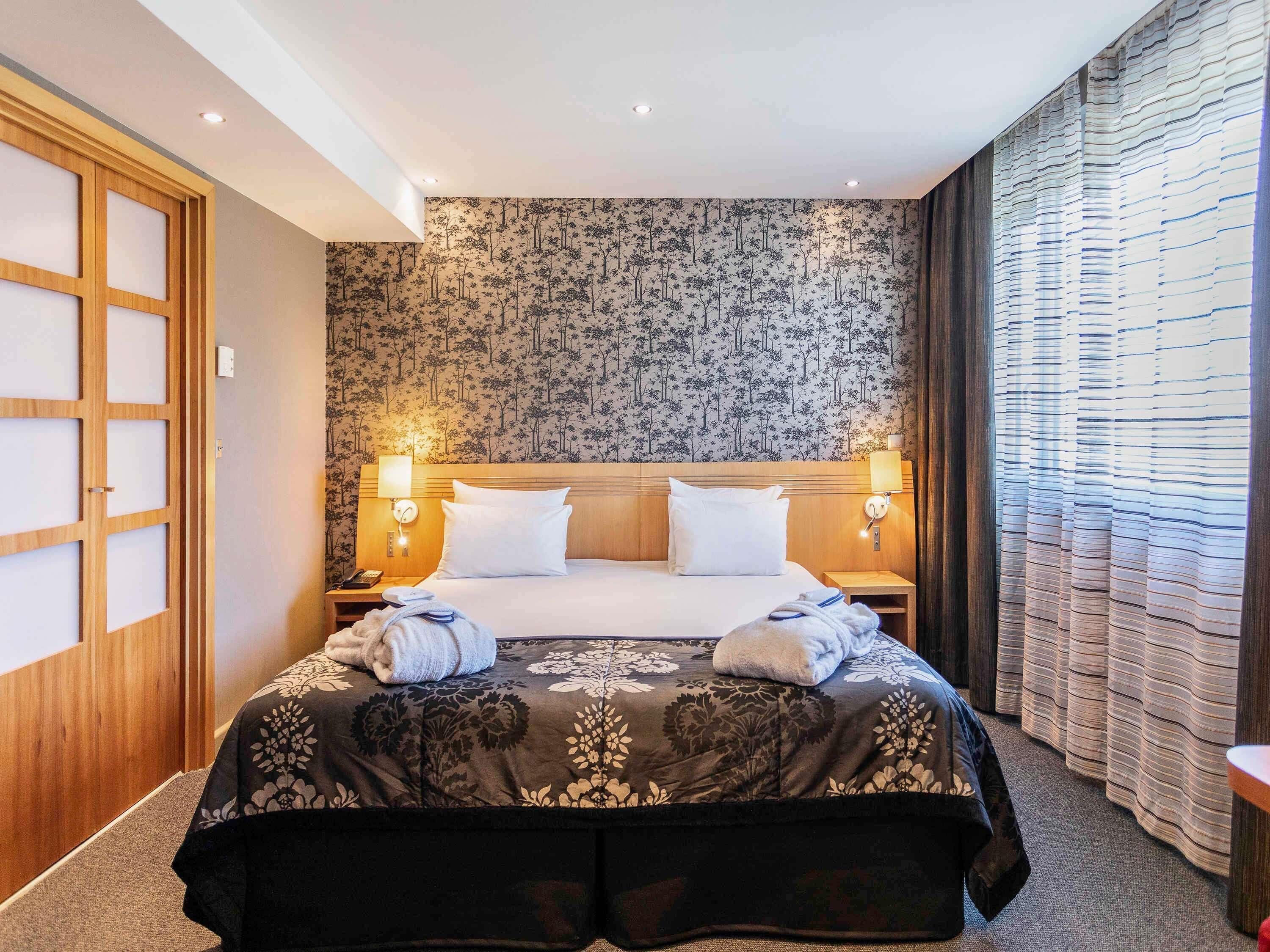 Classic Room, 1 Double Bed with Sofa bed | Free minibar, in-room safe, blackout curtains, soundproofing