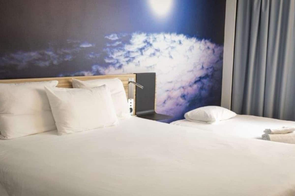 Family Suite, 2 Double Beds | Free minibar, in-room safe, blackout drapes, soundproofing