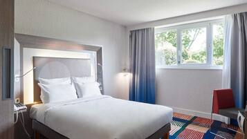 In-room safe, desk, blackout drapes, soundproofing