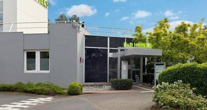 B&B HOTEL Cergy Port