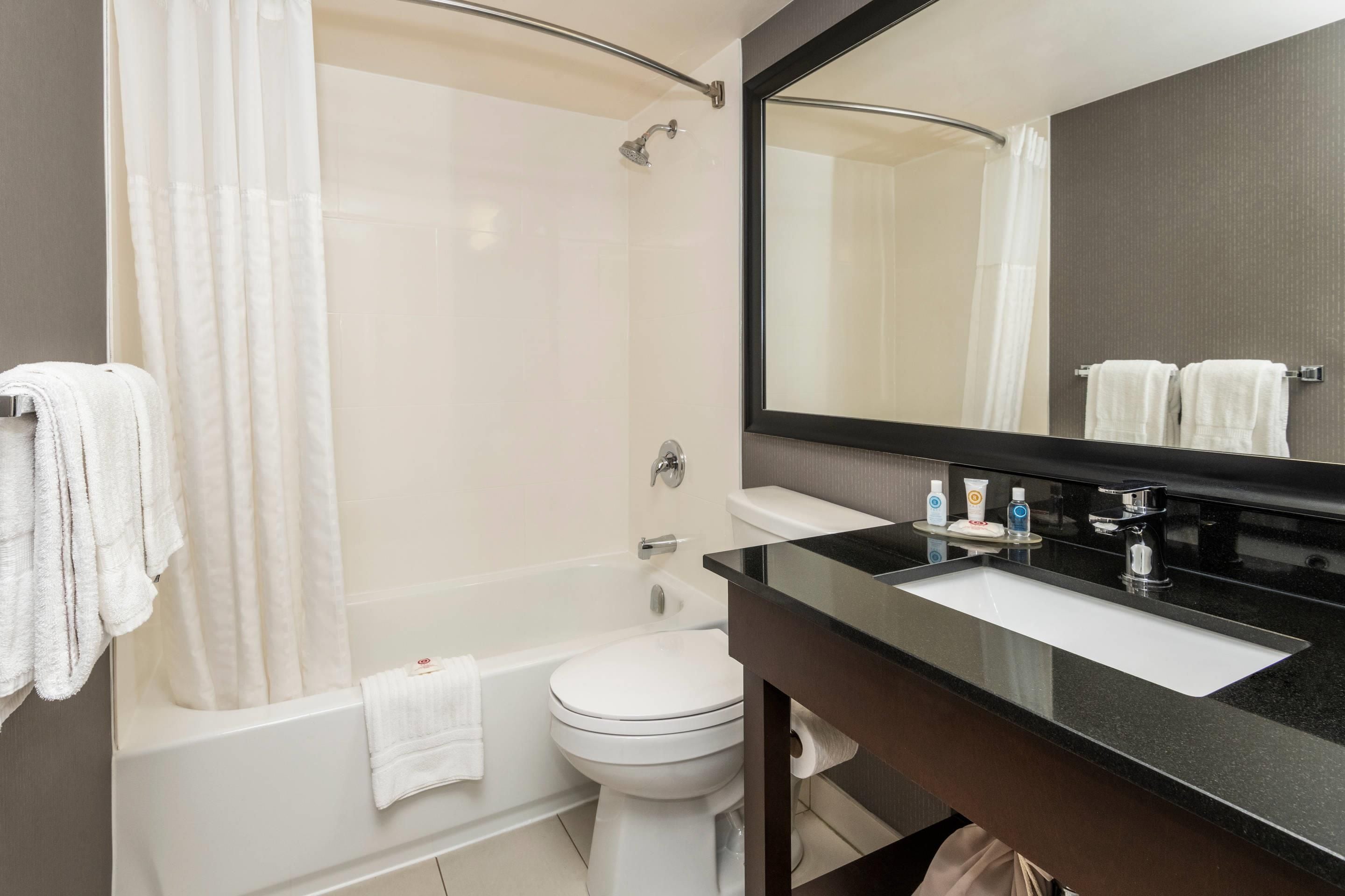 Photo - Comfort Inn Ottawa East