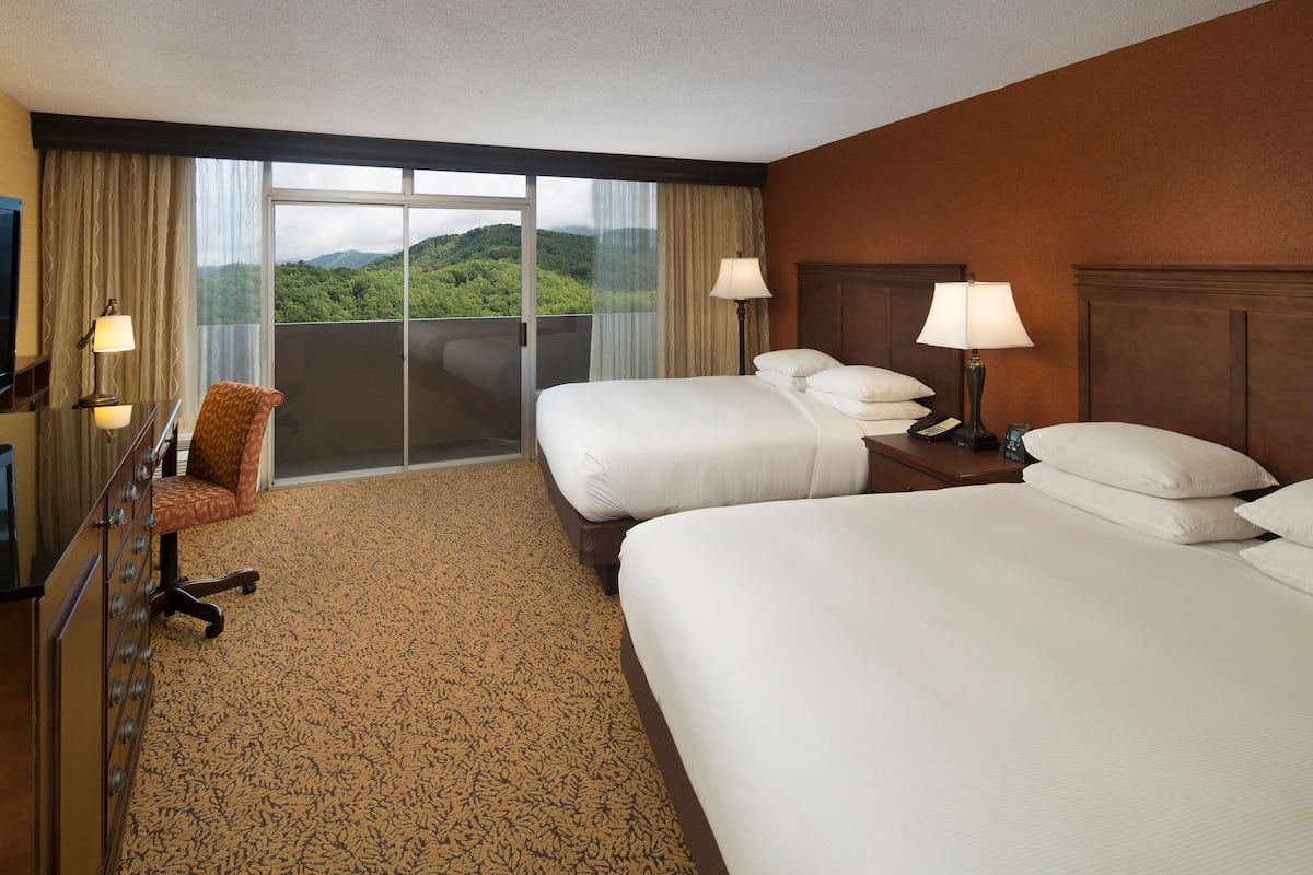 down duvets, in-room safe, desk, iron/ironing board