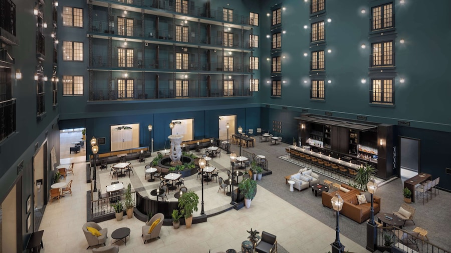 DoubleTree Suites by Hilton Hotel Lexington