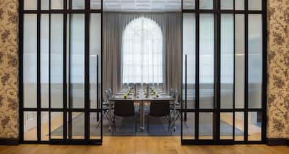 DoubleTree Suites by Hilton Hotel Lexington