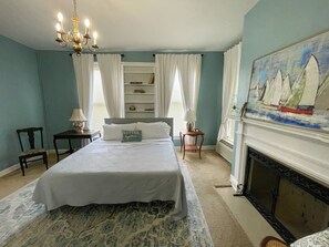 Spaight Suite | Hochwertige Bettwaren, Verdunkelungsvorhänge, schallisolierte Zimmer