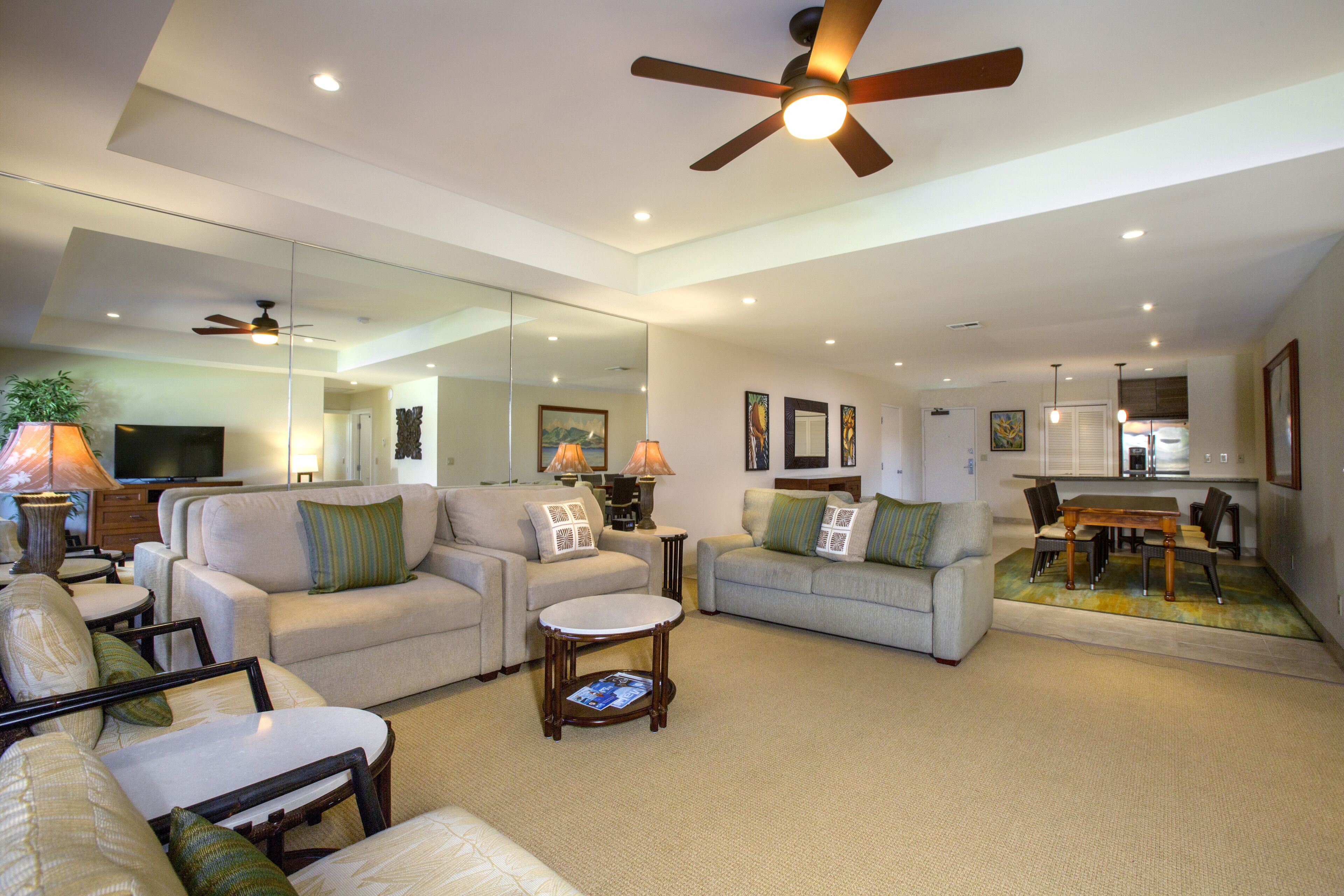 suite, garden view (ohana suite) | living area | tv, dvd player