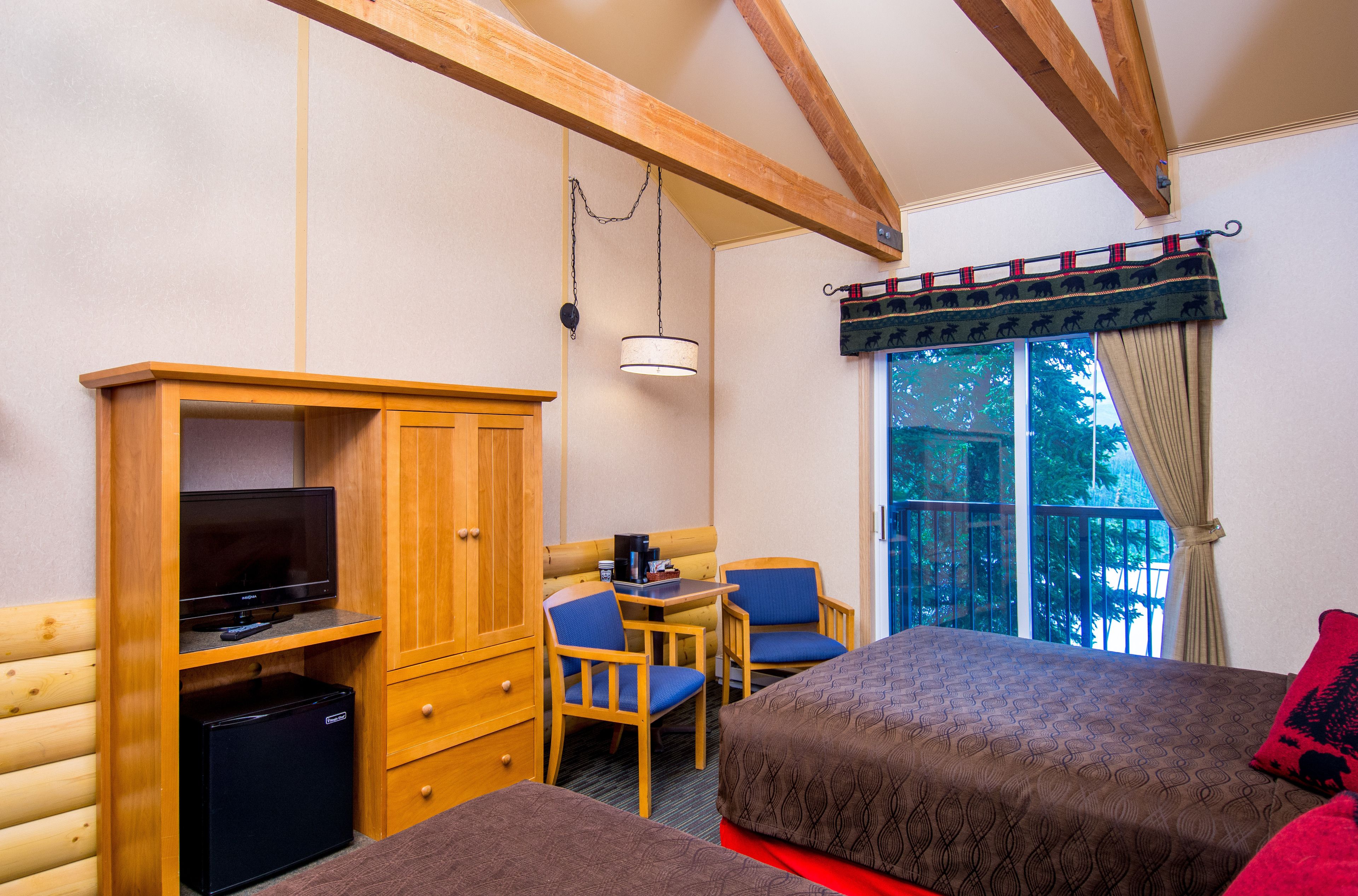 standard room, 2 double beds | iron/ironing board, bed sheets