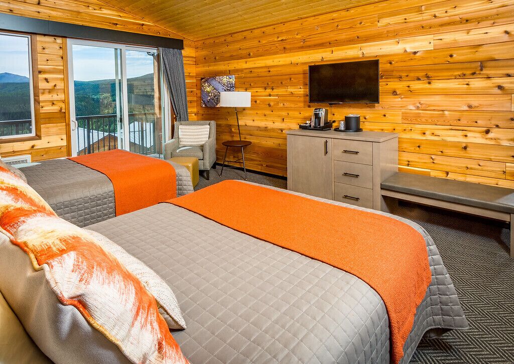 deluxe room, 2 queen beds | iron/ironing board, bed sheets