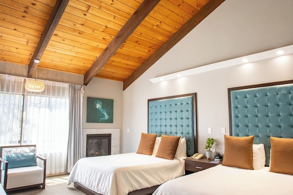 Deluxe Room, 2 Queen Beds, Non Smoking, Fireplace | Desk, iron/ironing board, cribs/infant beds, free WiFi